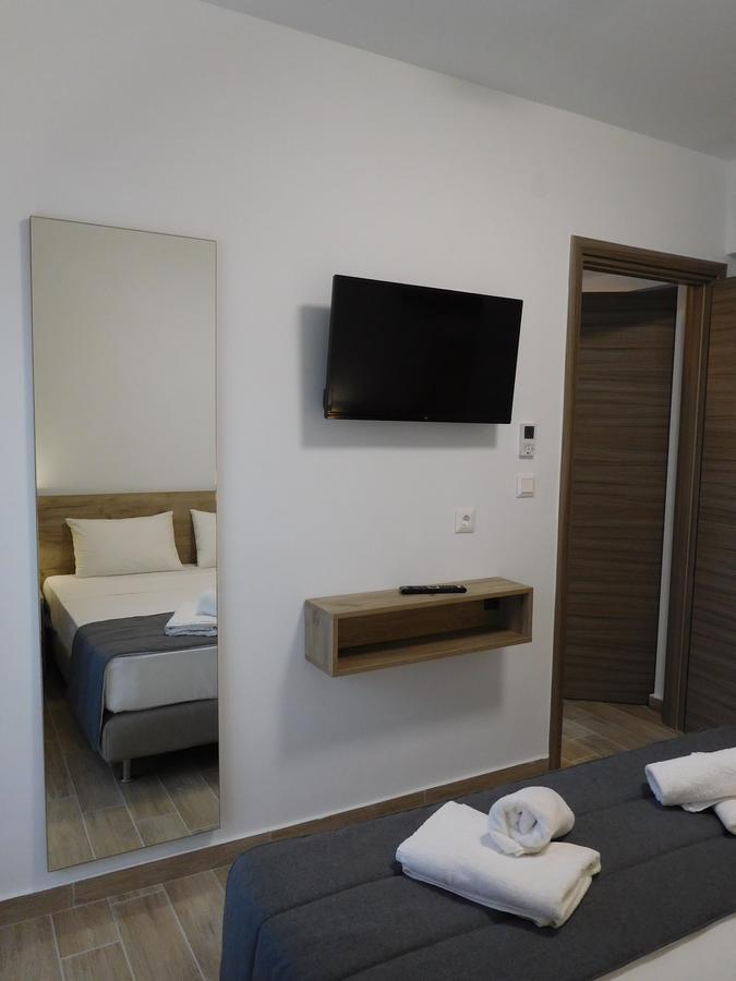 Hotel Vozina メタモルフォシ エクステリア 写真