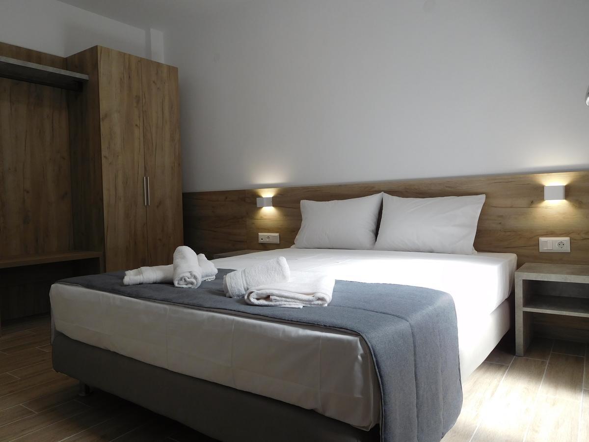 Hotel Vozina メタモルフォシ エクステリア 写真