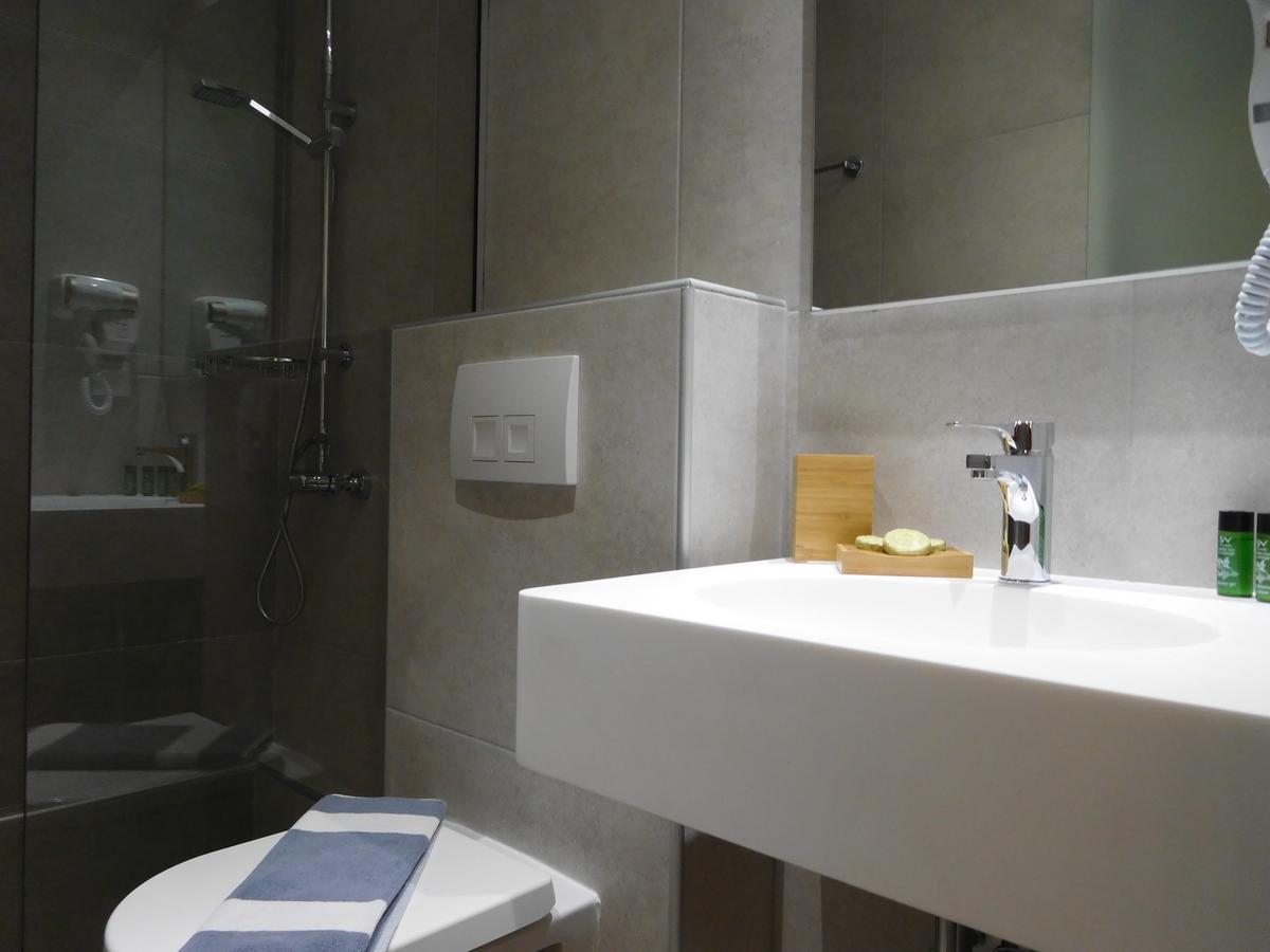Hotel Vozina メタモルフォシ エクステリア 写真